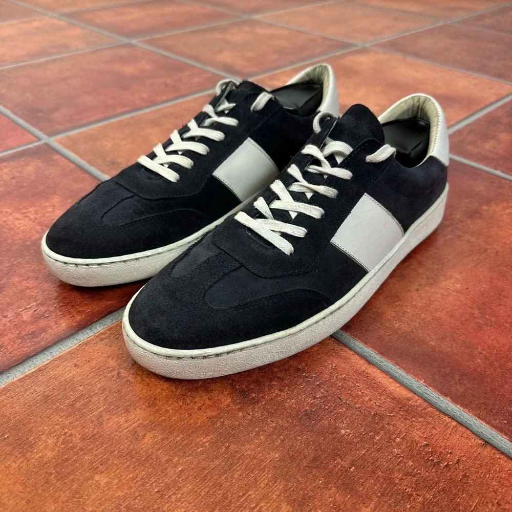 Junk De Luxe Black Lace-Up Low Top Sneakers Size USA 10 UK 9.5